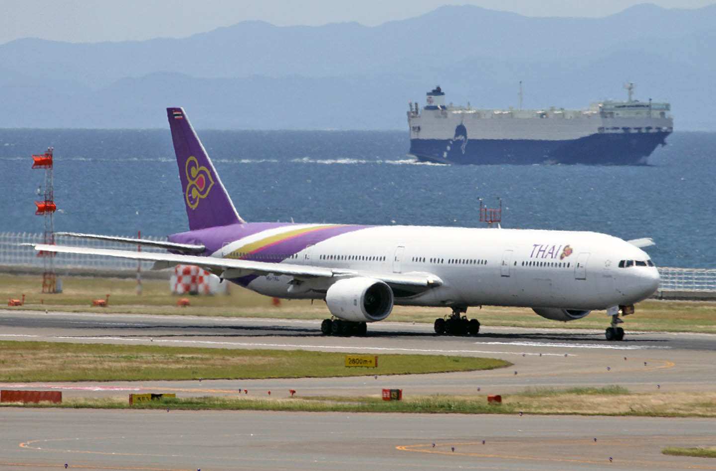 世界の旅客機図鑑 タイ国際航空 Thai Airways International Tg Tha