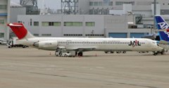JALGNXvXq.}Nhl_OX MD-81(DC-9-81)(JA8374)