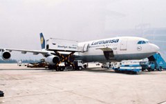 ルフトハンザドイツ航空(ドイツ).エアバスA340-211